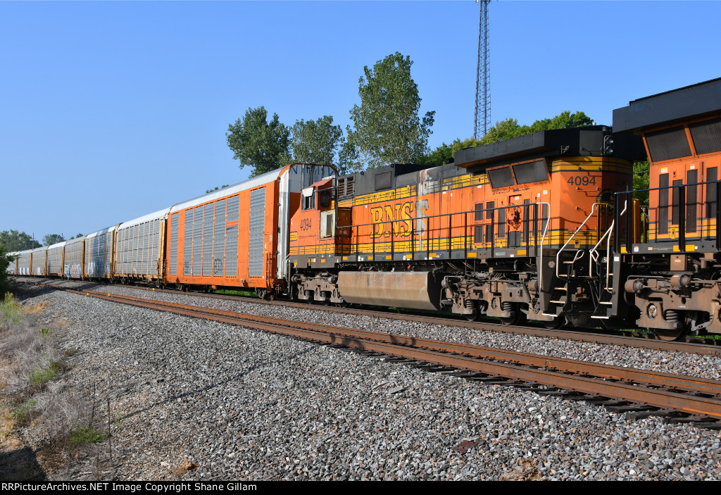 BNSF 4094 Roster shot